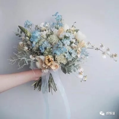 都说美国去工业化了，那美国人都做什么工作啊?