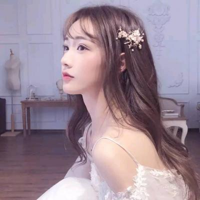 冲突以来首现 哈马斯人员赤裸上身缴械投降？