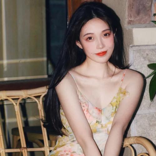 朱迪婚纱设计